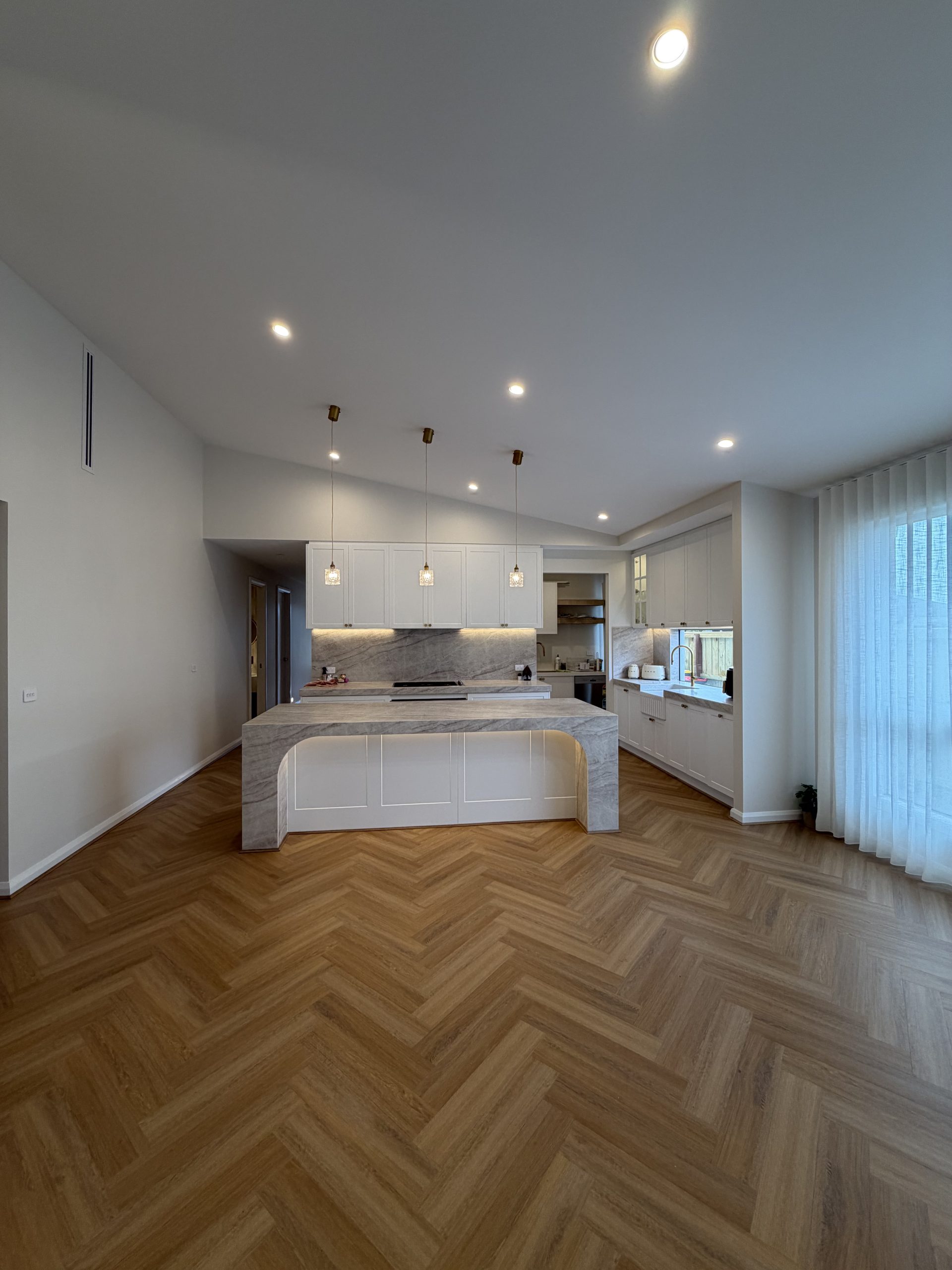 Zarya Open Plan Living