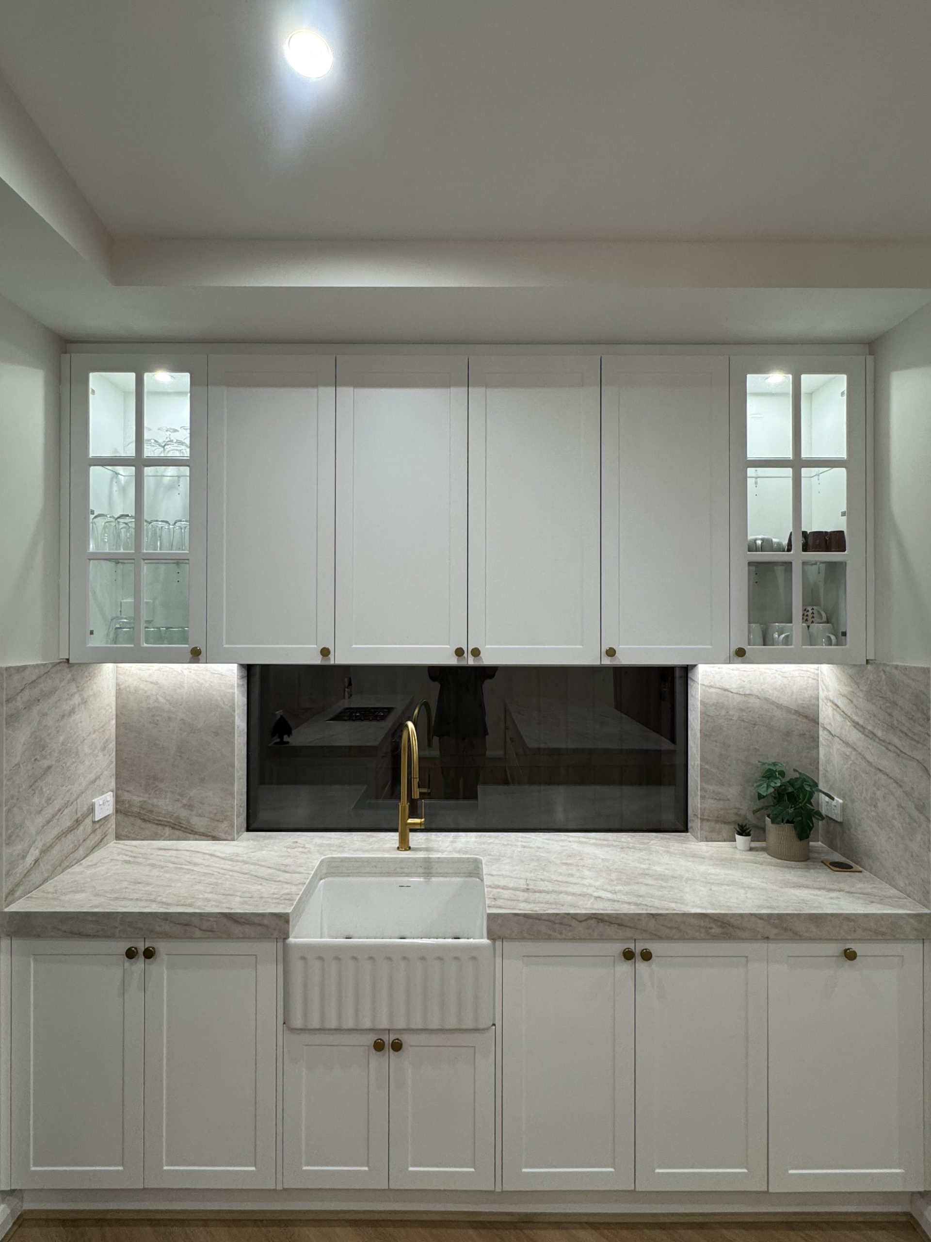 Zarya Kitchen